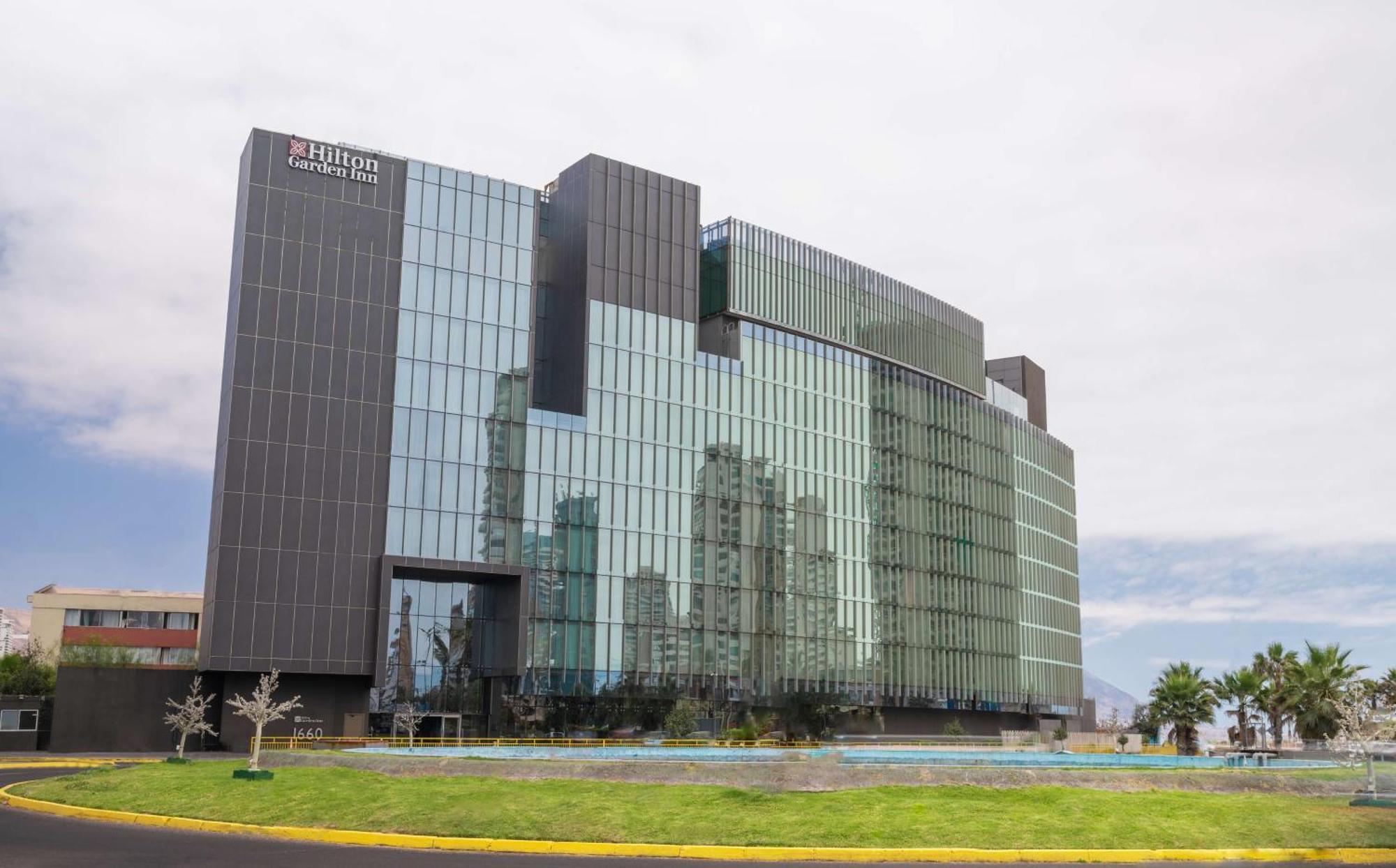 Hilton Garden Inn Iquique Exterior photo