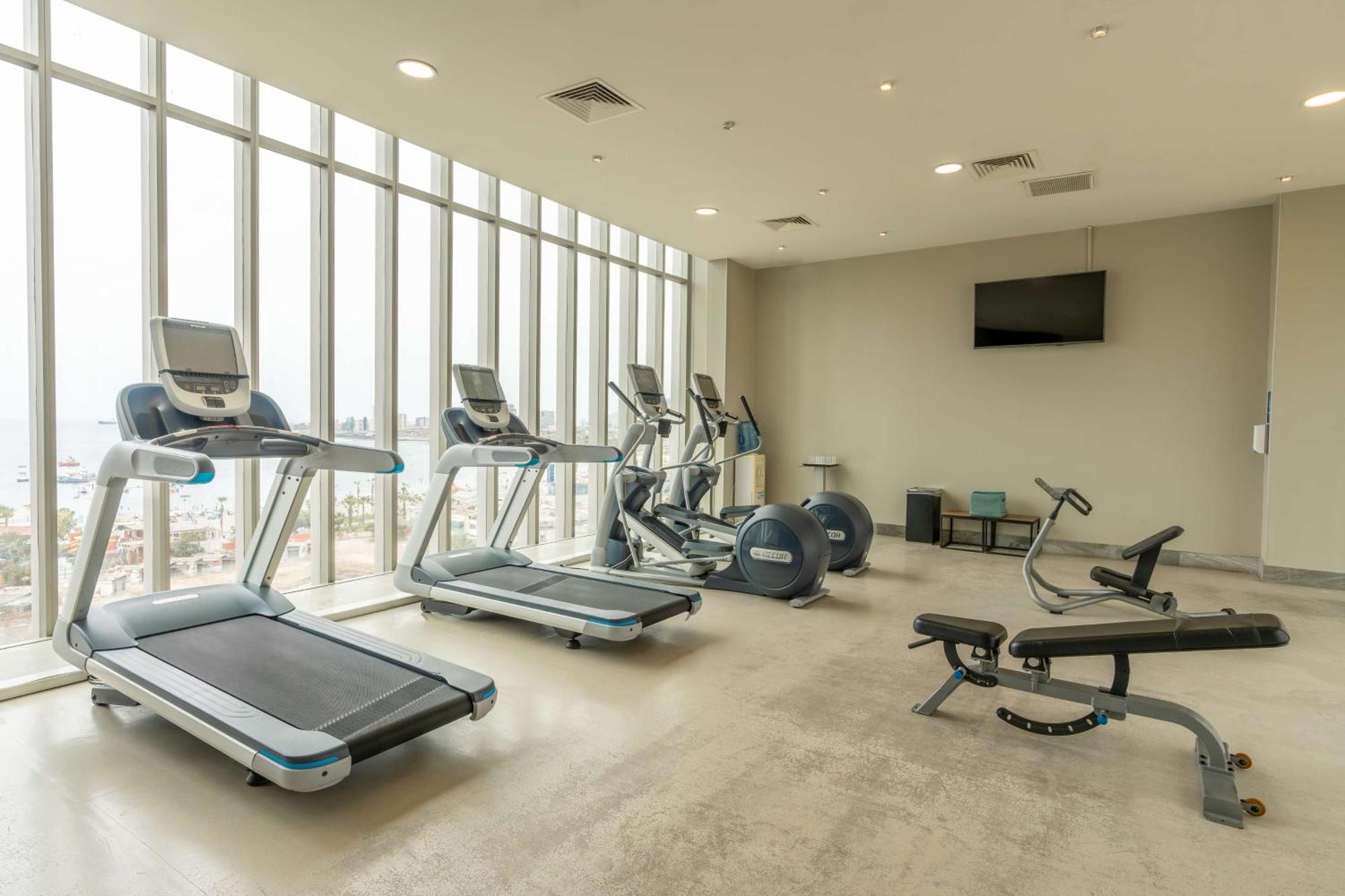 Hilton Garden Inn Iquique Exterior photo