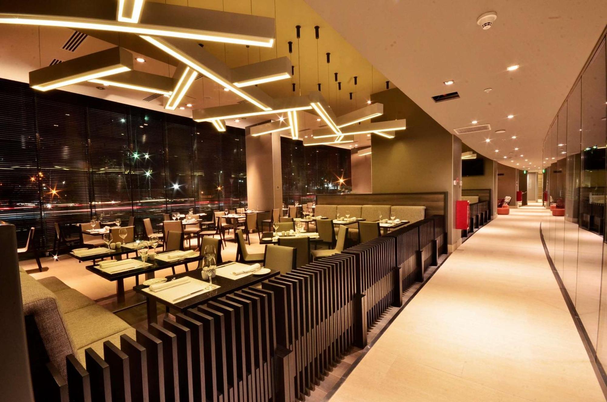 Hilton Garden Inn Iquique Exterior photo