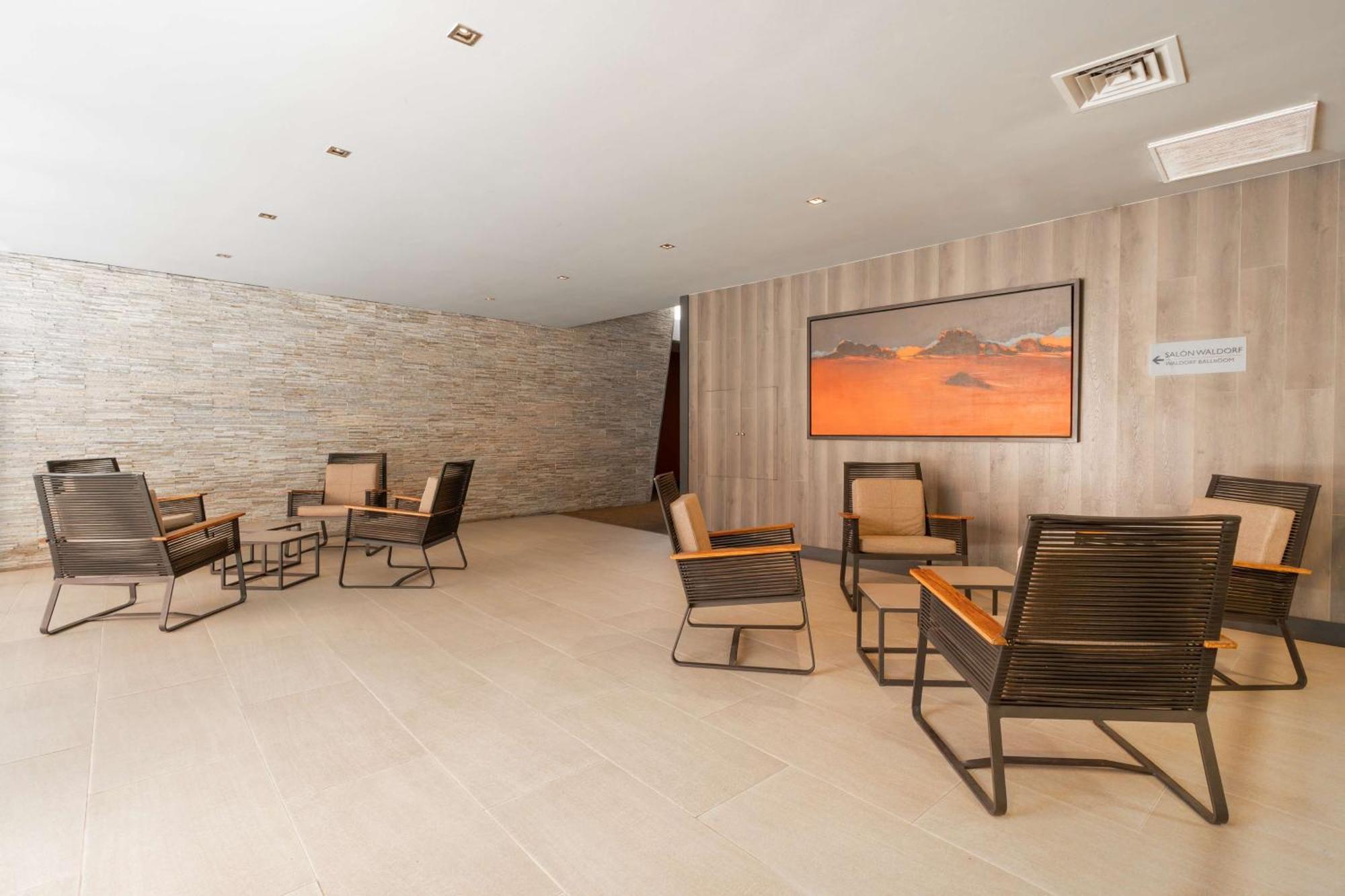 Hilton Garden Inn Iquique Exterior photo