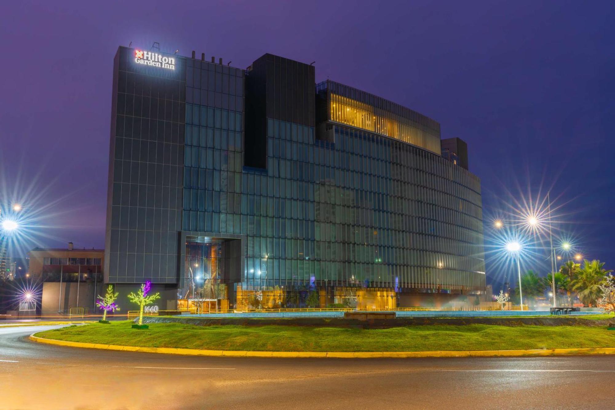 Hilton Garden Inn Iquique Exterior photo